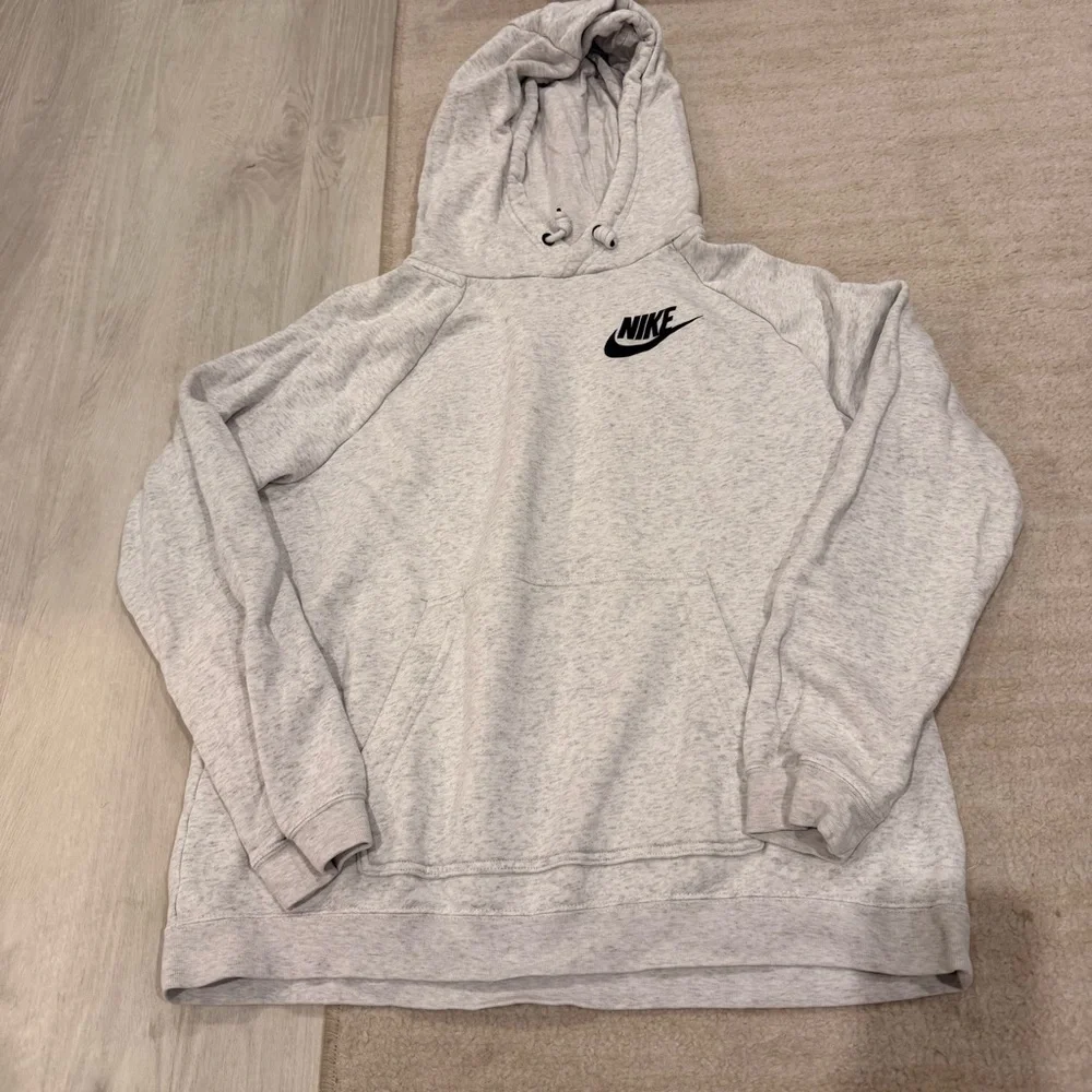 Nike Light‎ Gray Hoodie Size Large